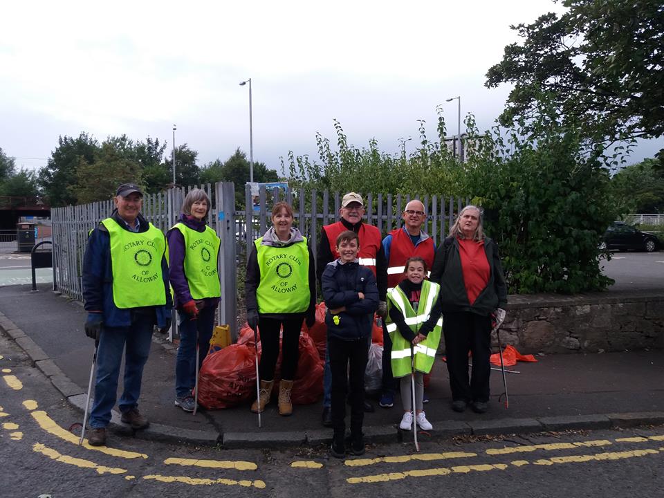 Completing the August litter pick at Mill Brae